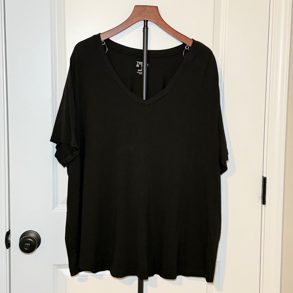 Terra & Sky Black V-Neck Short Sleeve Tee Plus Size 4X 28W-30W